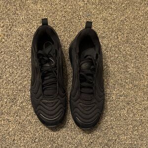 Men's Black Sneakers